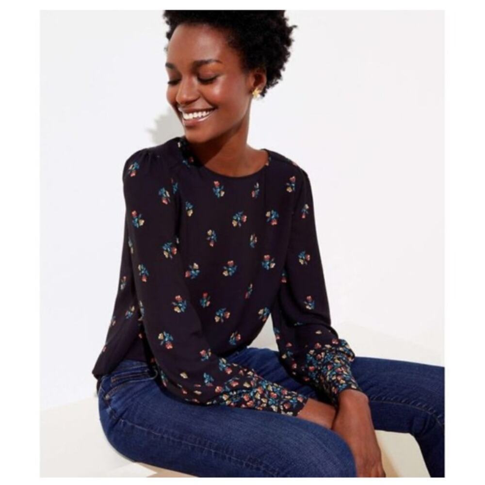 Ann Taylor Loft Flowy Long Sleeve Floral Blouse Size Medium